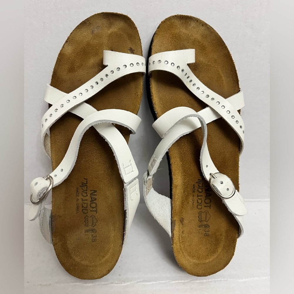 Sz 7 WOMENS NAOT LEATHER STRAPY WITH CRISTALS WHITE COLOR